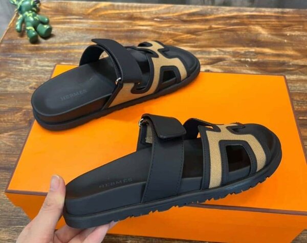 Sandales