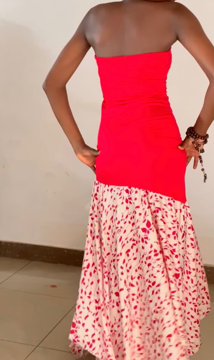 Robe bustier rouge élégante