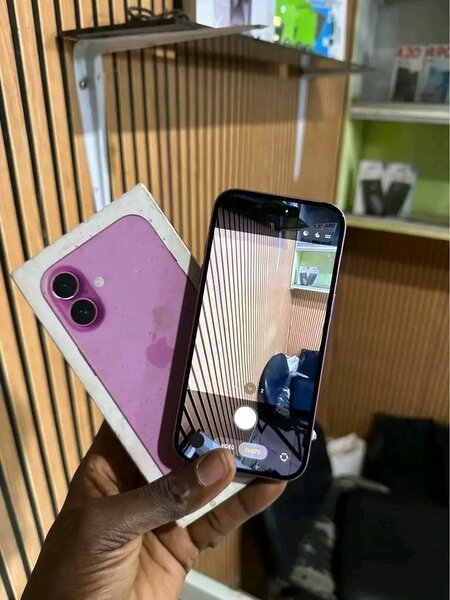 iPhone Rose Luxueux 128GB