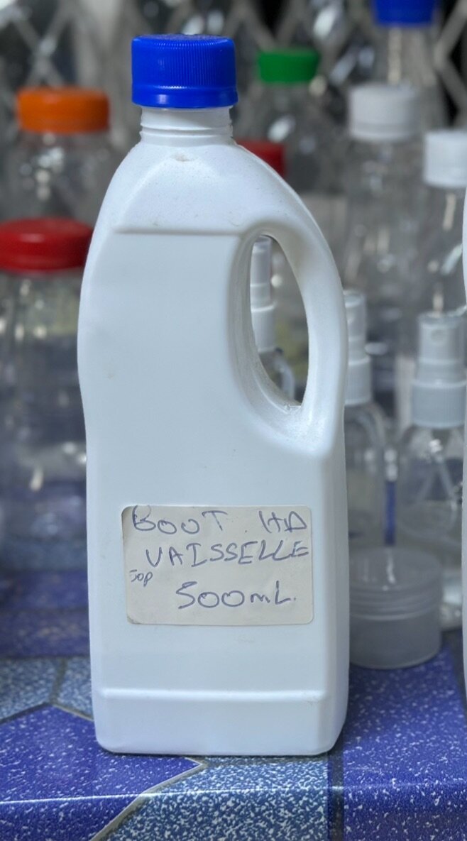 Bouteille de savon à vaisselle