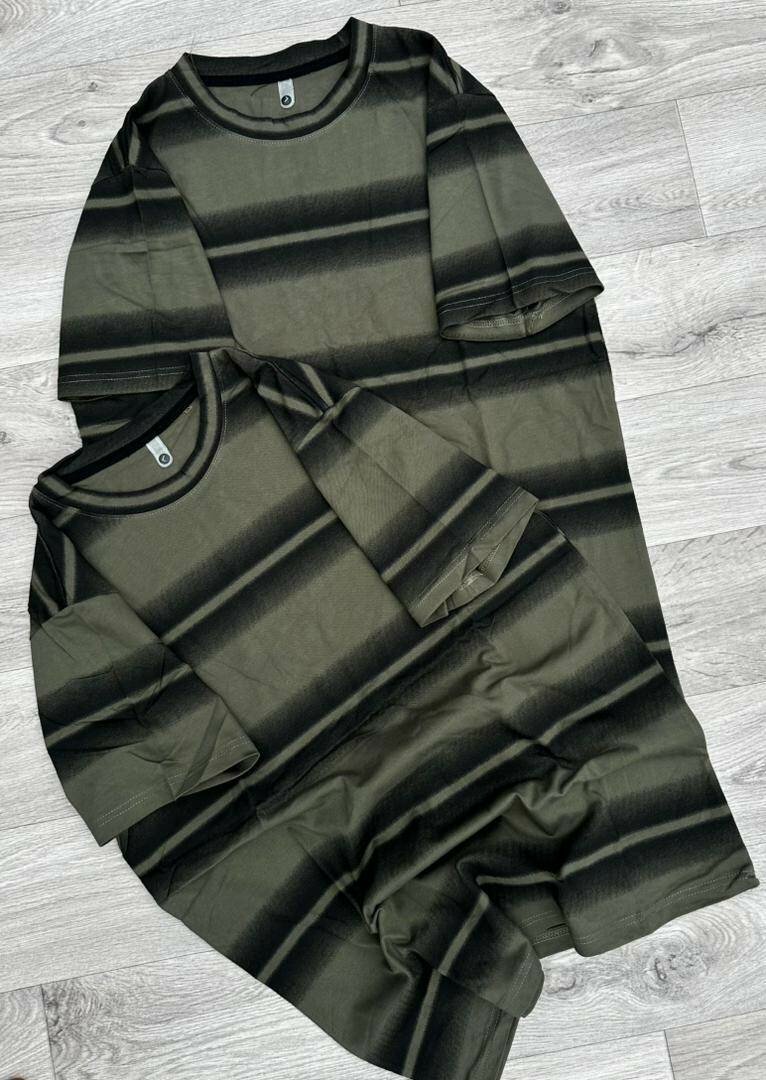 T-shirt rayé décontractée