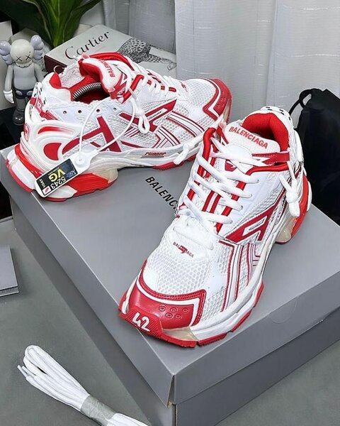 Baskets Balenciaga rouges et blanches