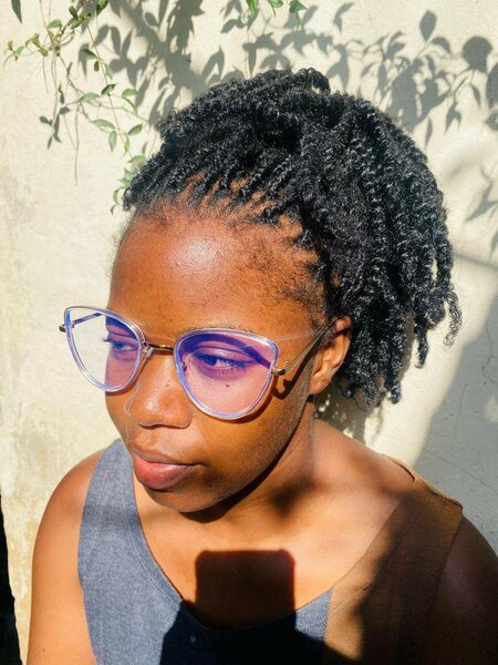 Colormatic/photocromic and anti-blue light glasses