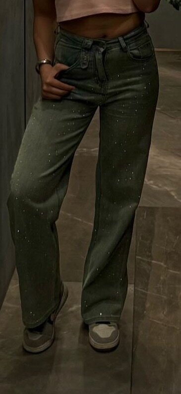 Джинсы прямого кроя