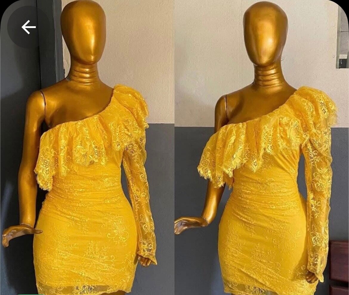 Robe en dentelle jaune sexy