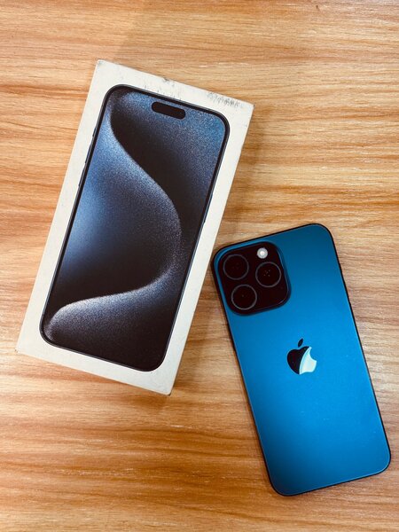 15 Pro Max 256Go Seconde Main