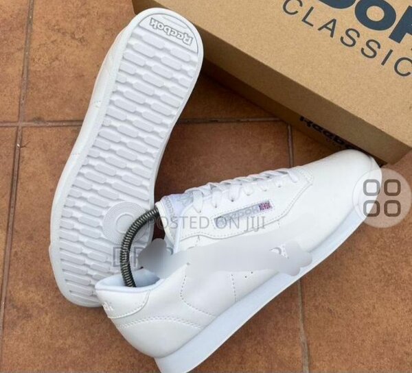 Original gents Reebok sneakers