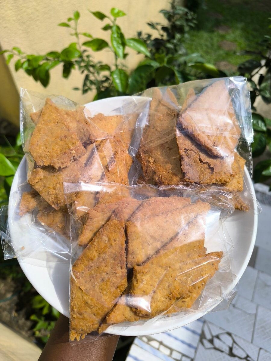 Amuse bouche (chips, croquettes, gâteau coco)