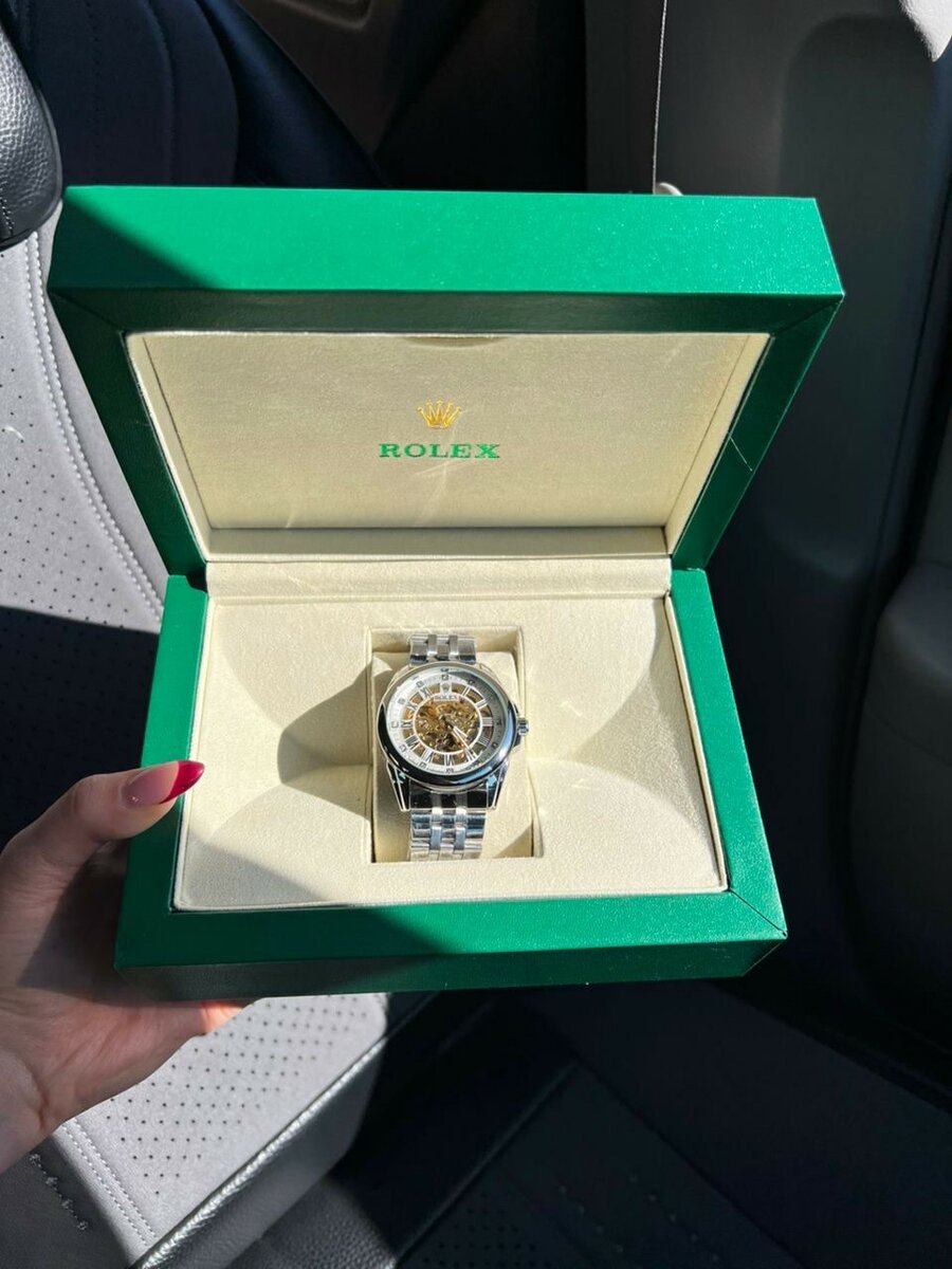 Часы Rolex гарантия 2-3года