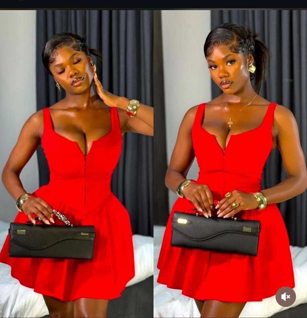 Robe courte rouge élégante