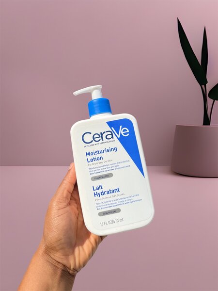 Cerave moisturizing lotion