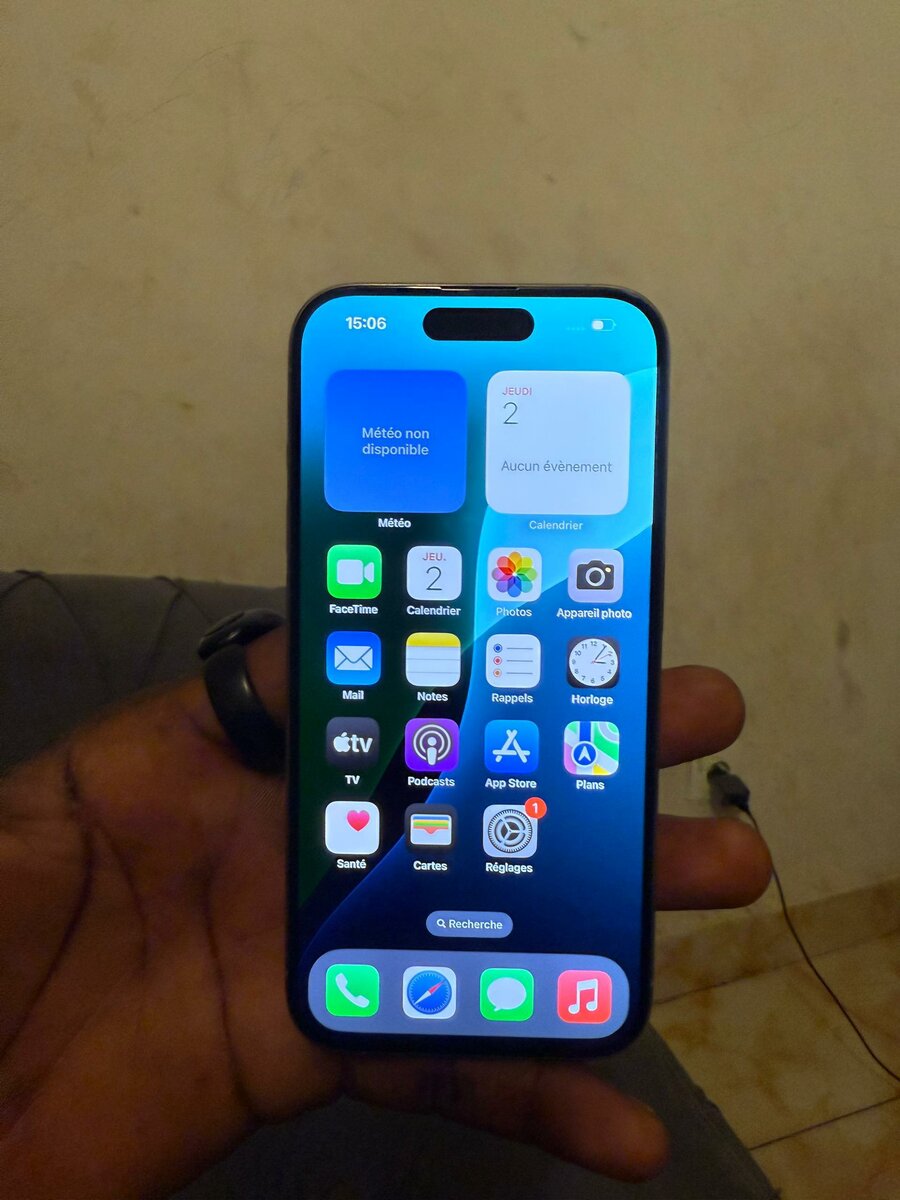 15 Pro 256Go très propre