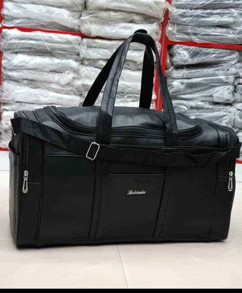 Sac de voyage en cuir noir