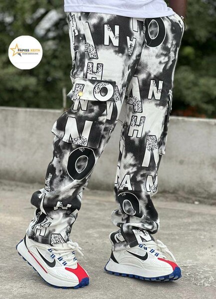 Pantalon streetwear graphique