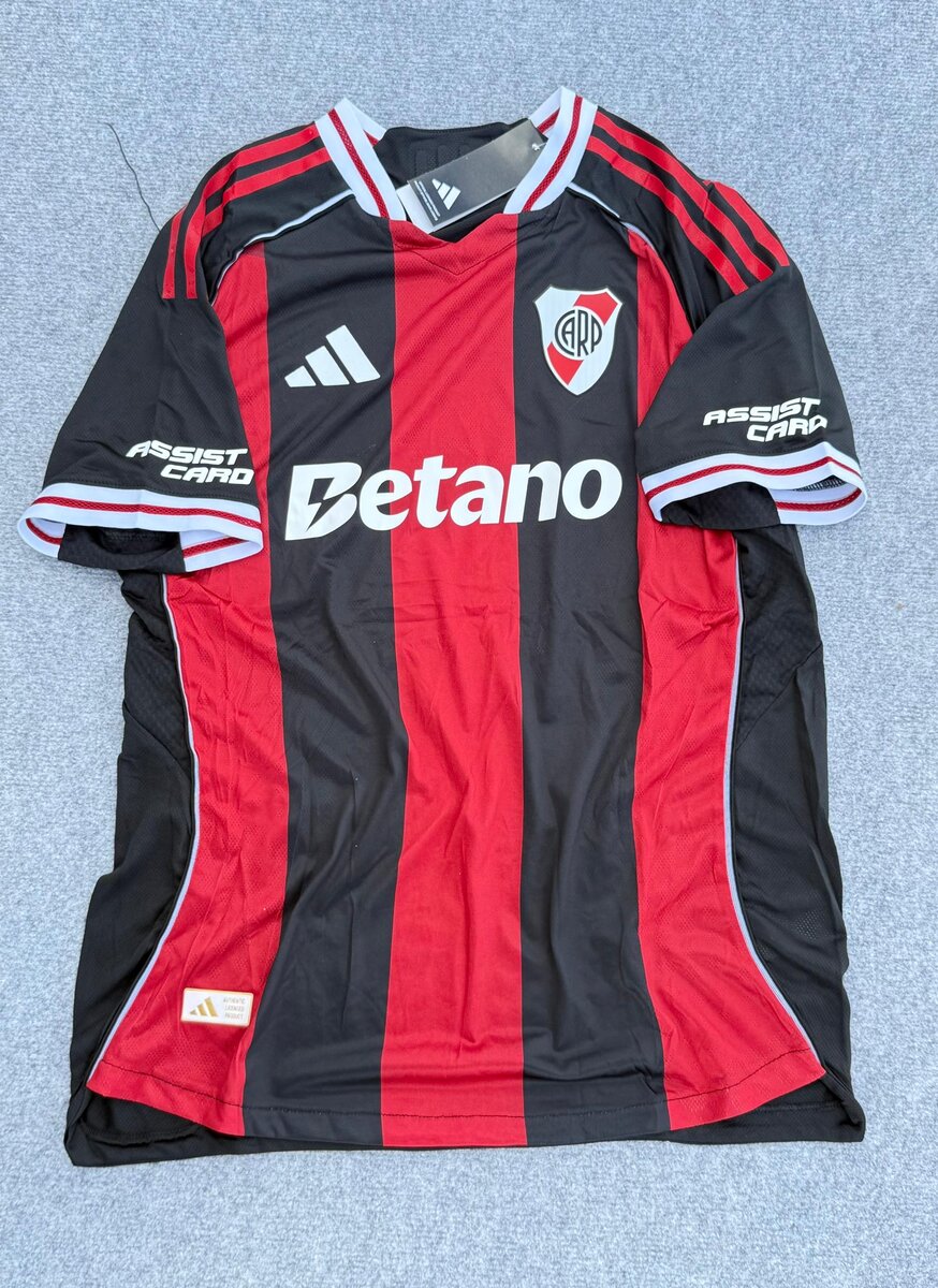 Maillots de football Adidas