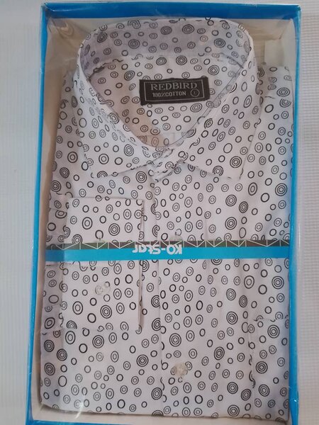 Chemise homme à motifs