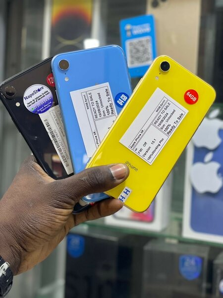 iPhone XR Casi neuf importer avec garantie
