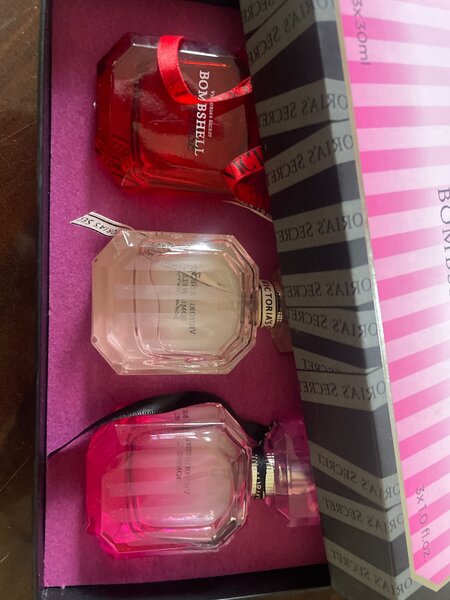 Original Victoria secret bombshell