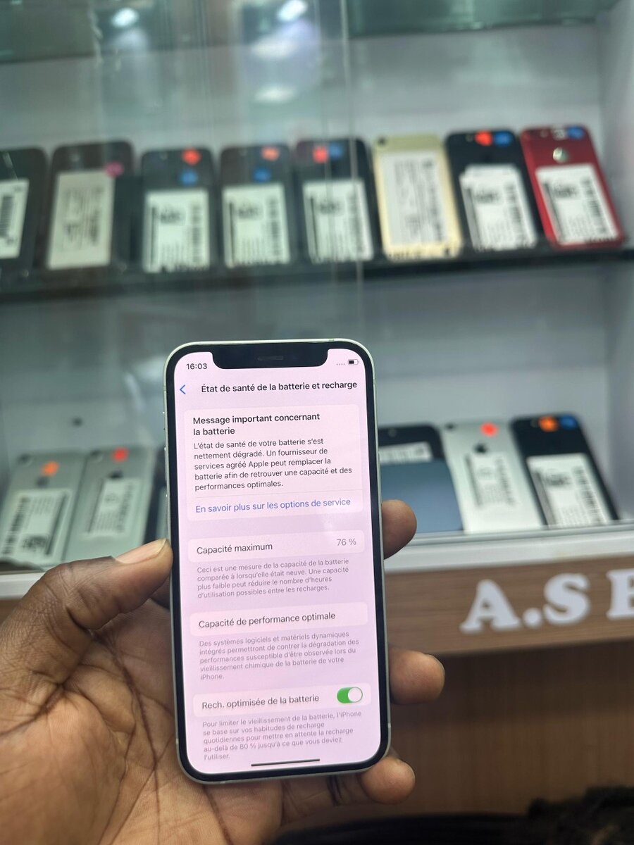 12 mini 64giga Casi retour