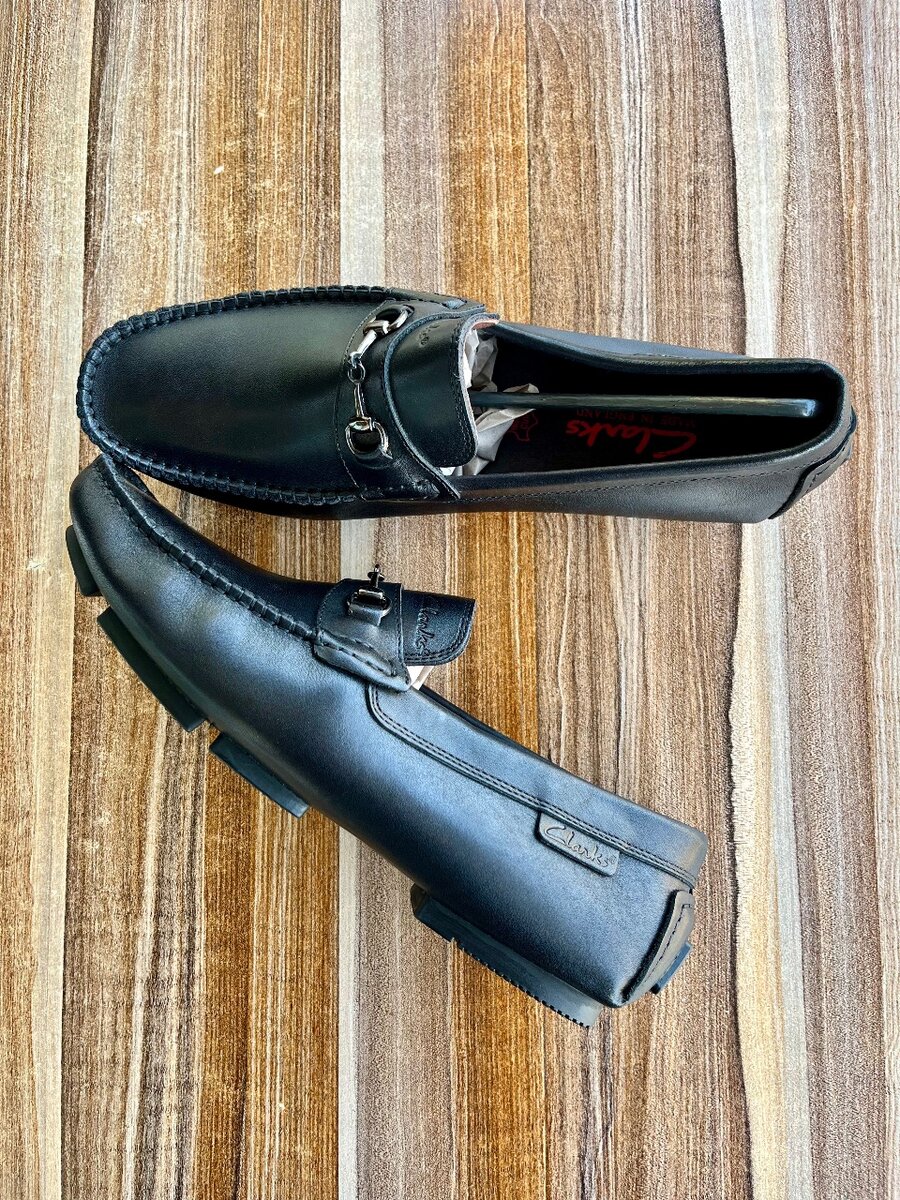 CLARKS LOAFERS