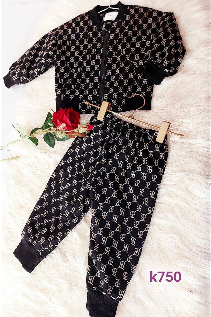 Children's clothing set: jacket + pants