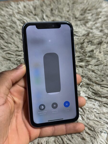 iPhone 11
