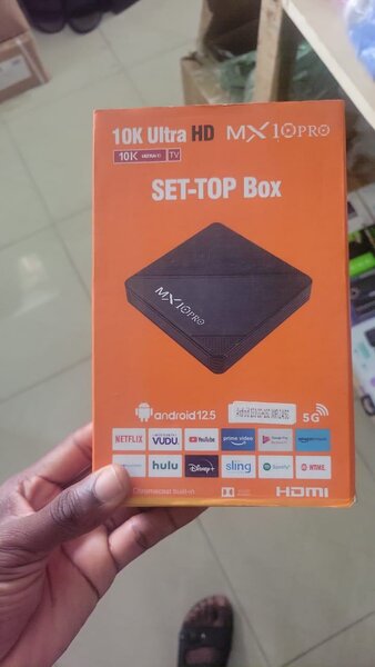 Décodeur Android MX10 Pro 10K