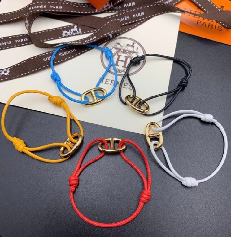 Bracelet en corde ajustable