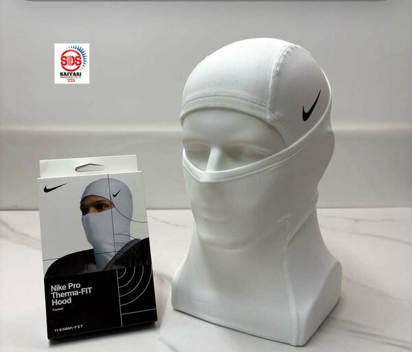 Nike Pro Therma-FIT Hood