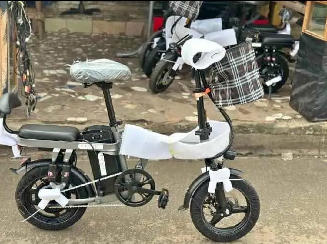 Vélo électrique pliable urbain