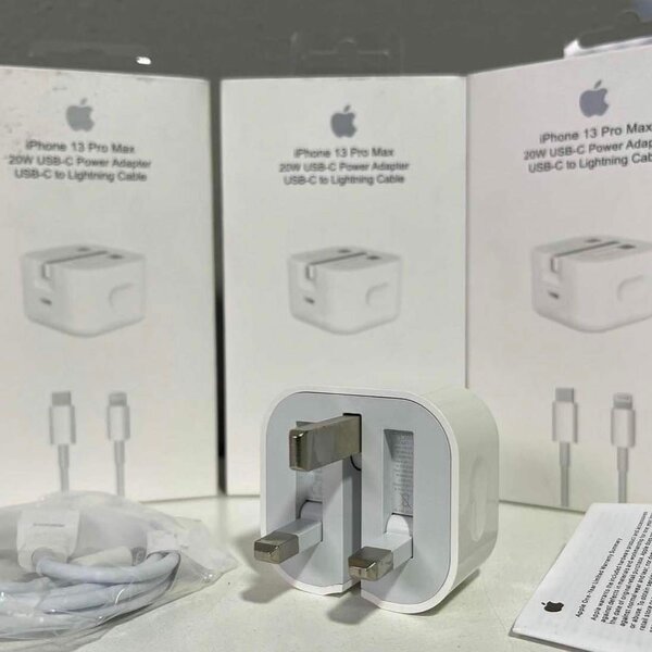 Original iPhone fast charger 