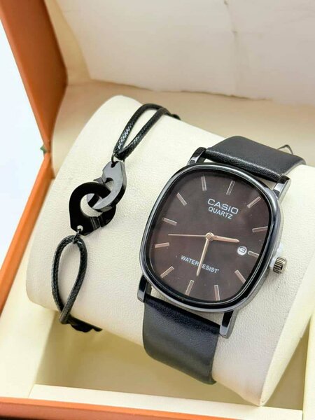 Montre casio avec  bracelets