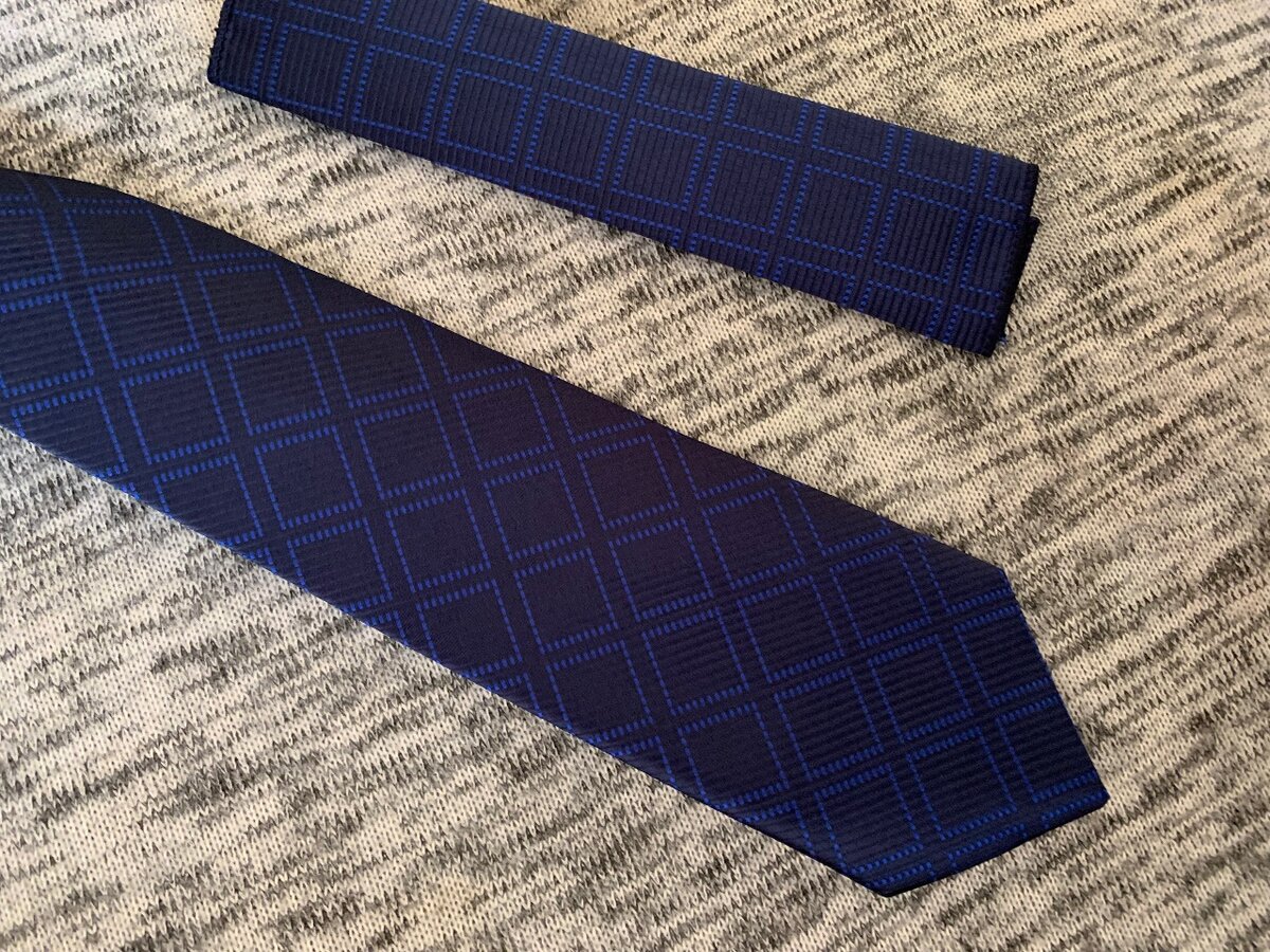 Tie and pocket square