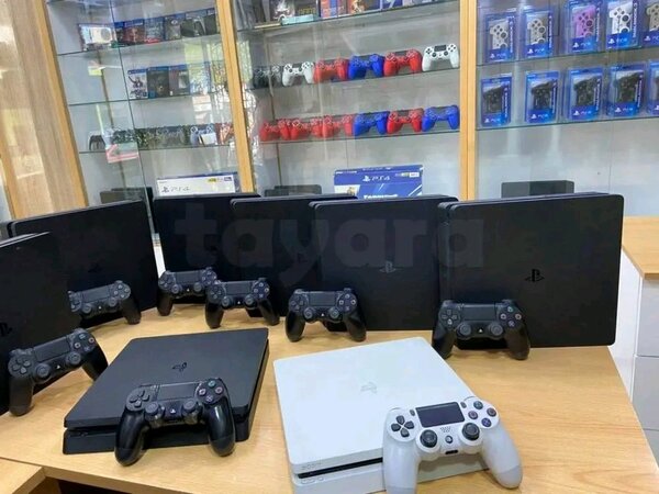 Consoles de Jeu avec Manettes