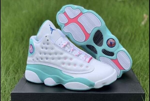 Jordan 13 retro Gs Aurora green