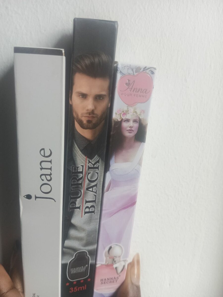 Parfums Pure Black & Anna Joane