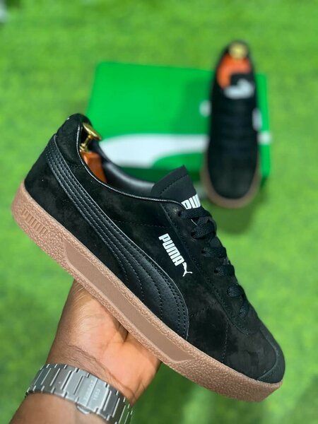 Puma Suede Classiques Noires