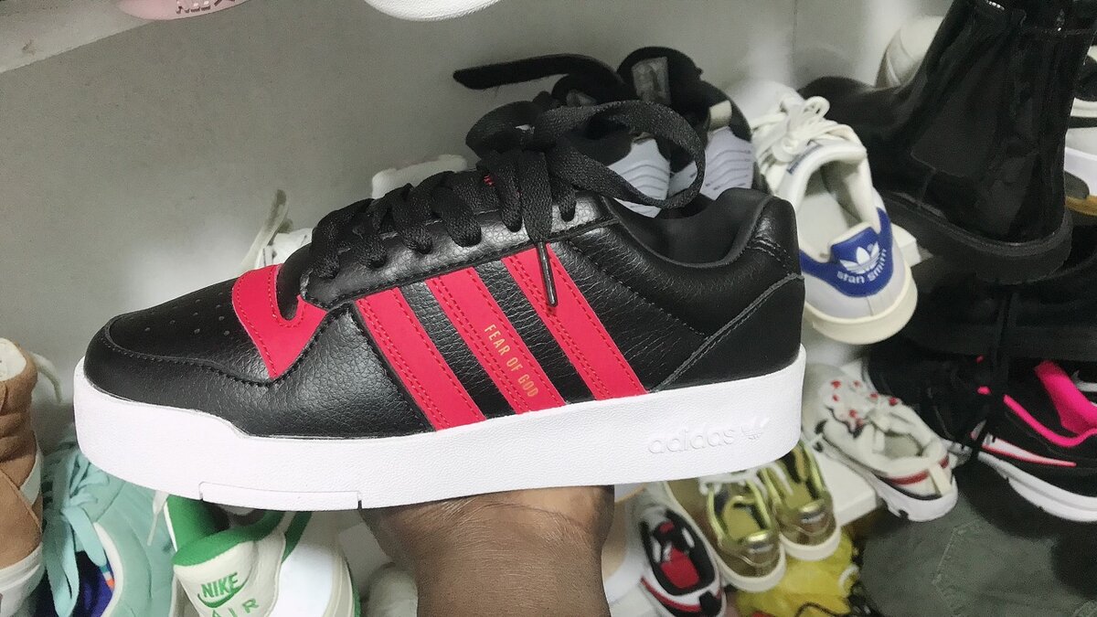 Baskets noires classiques homme