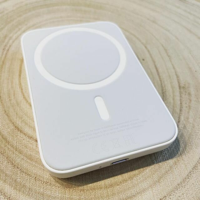 Apple MagSafe Battery Pack