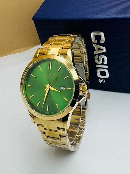 Montre Casio Dorée Classique