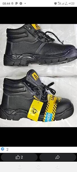 Safety boots