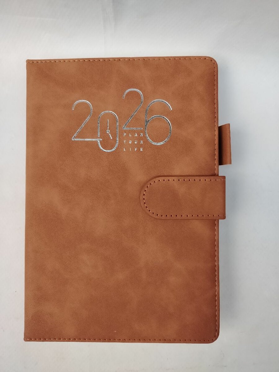 Agenda 2026 en cuir brun