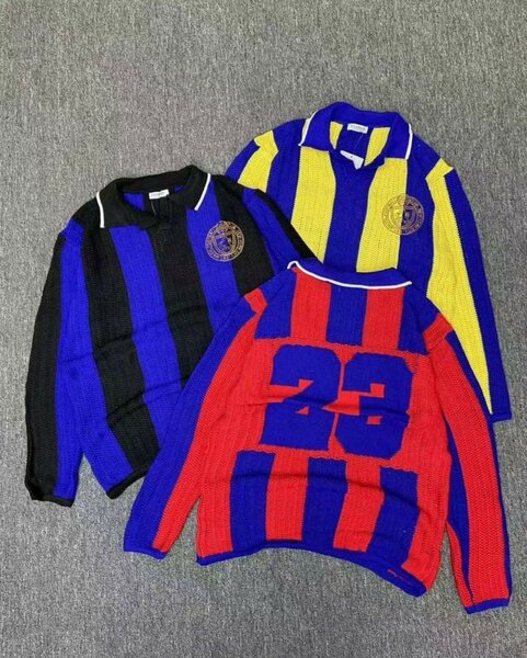 Pull rayé coloré unisexe