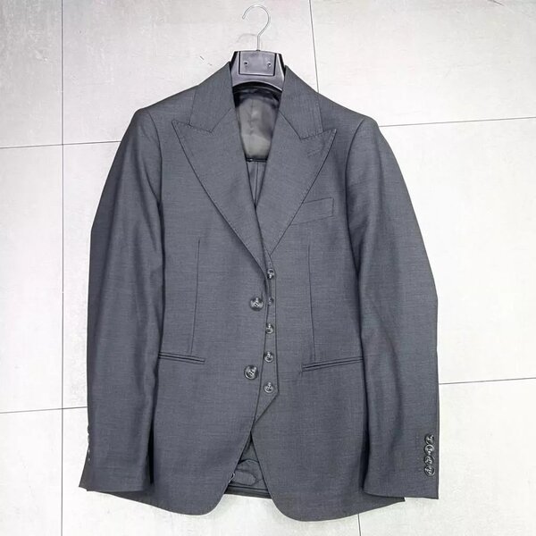 Men's suit grey