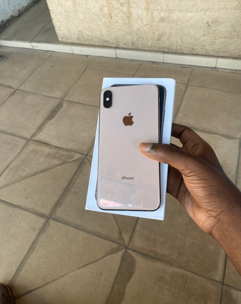 iPhone X Argent 64 Go