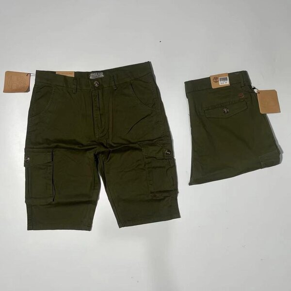 Short cargo vert pour hommes