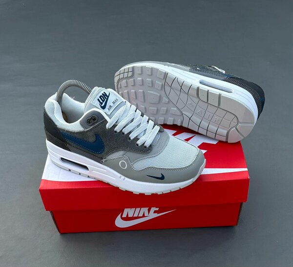 Sneakers tendance Nike et Adidas