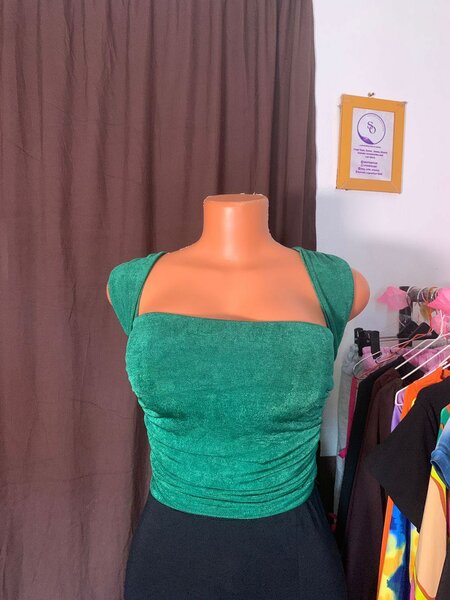 Sleeveless ruched top