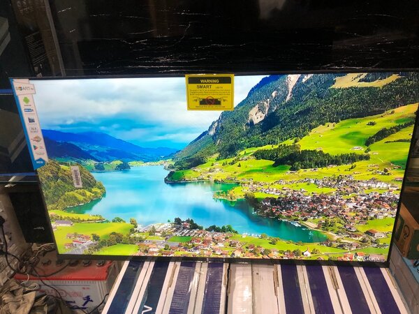 43inch android led tv 4k ips .