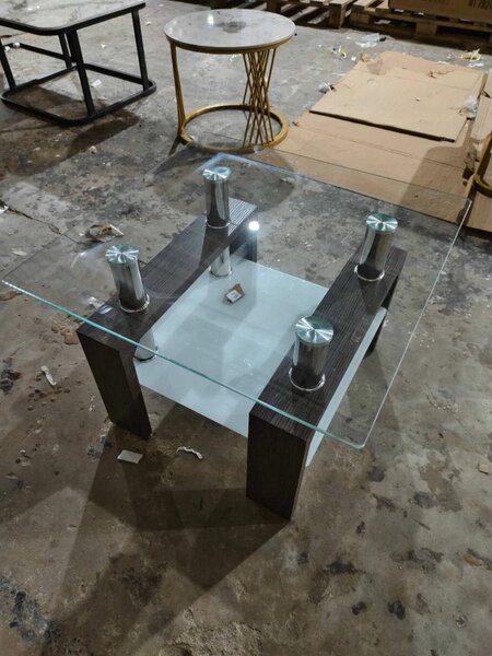 Table basse en verre moderne